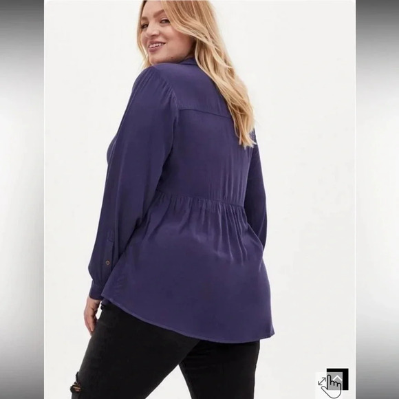 Torrid | Medieval Blue Peplum Rayon Twill Button-Front Top Plus Size 3X - Picture 2 of 5